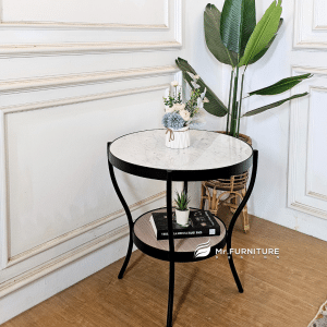 sudut meja ruang tamu industrialis besi hitam, d 60 t 60 cm side table marmer putih karrara